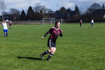Bild 103 - Frauen TSV Wiemersdorf - VfL Struvenhuetten : Ergebnis: 3:1